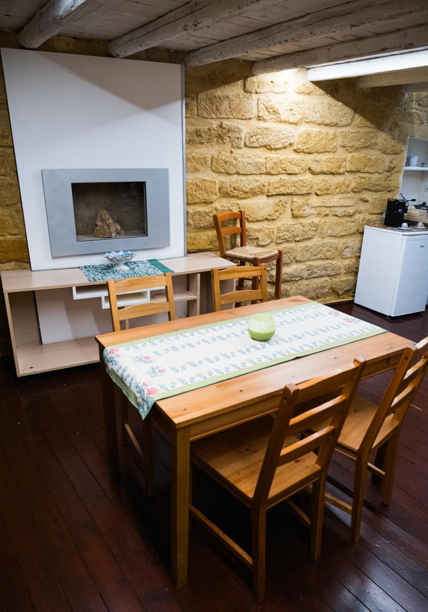 Anima Templi Apartment อากริเจนโต ภายนอก รูปภาพ